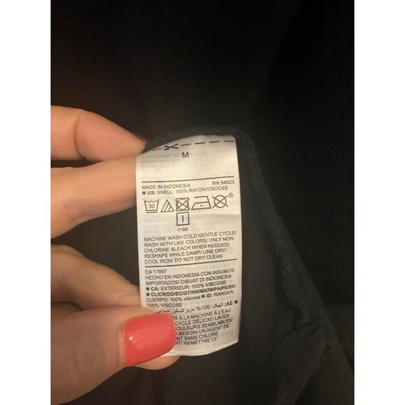 OLD NAVY Midi Cami Slip Dress in Black Crepe Size Medium M MINIMALIST CASUAL - Picture 4 of 5